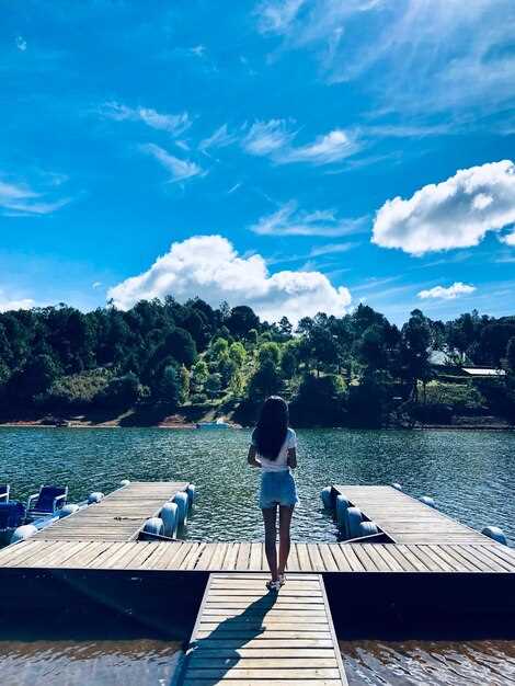 Fishing Rules and Access: licenses, limits, and lake-specific regulations