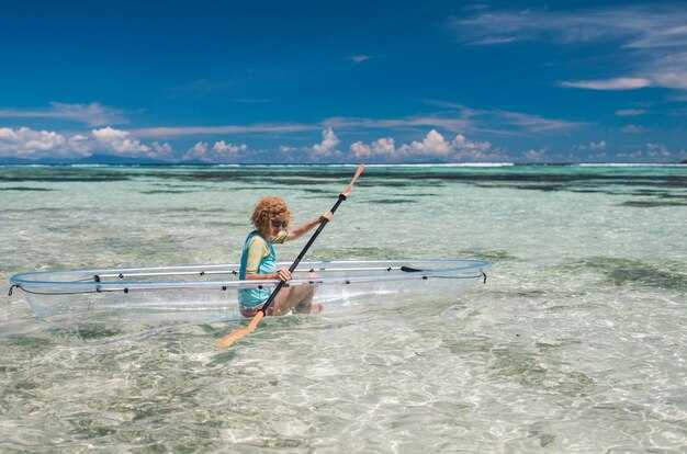 Equipment checklist for paddleboards and kayaks in Tahiti waters
