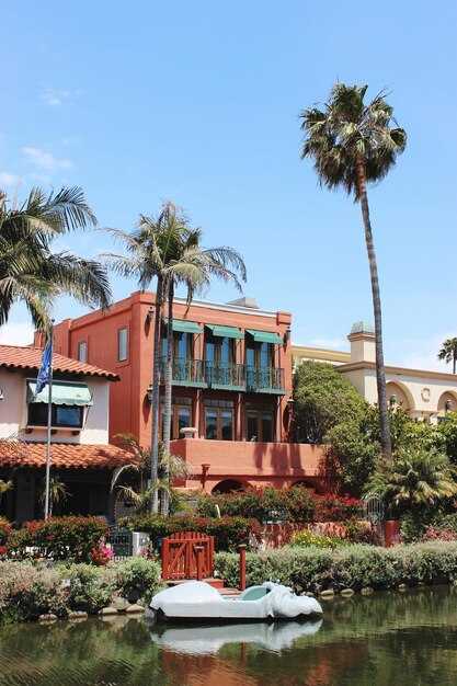 Palm Beach Shores Vacation Rentals: A Practical Guide