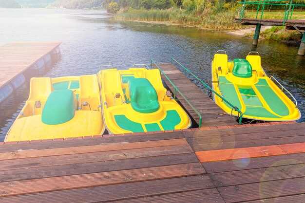 Types of Pontoon Boats Available