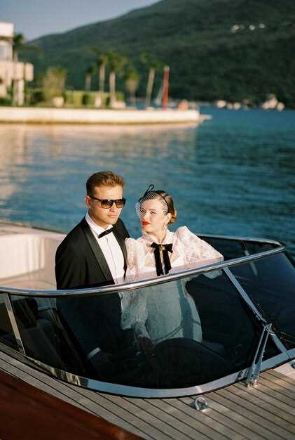 Why Choose the Bentley 240 Cruise?