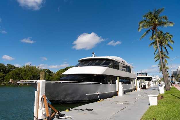 Rent the Best Texas Center Console Boats | Top Texas Boat Rentals