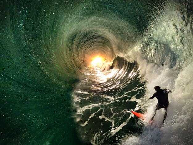 Renting a jet ski in Holmes Beach: where to go and what to bring