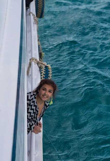 Weather window, wind patterns, and sail plan adjustments