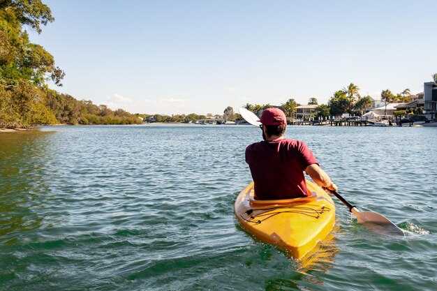 Intracoastal Waterway and canal paddles: navigation, wildlife spotting, and scenery