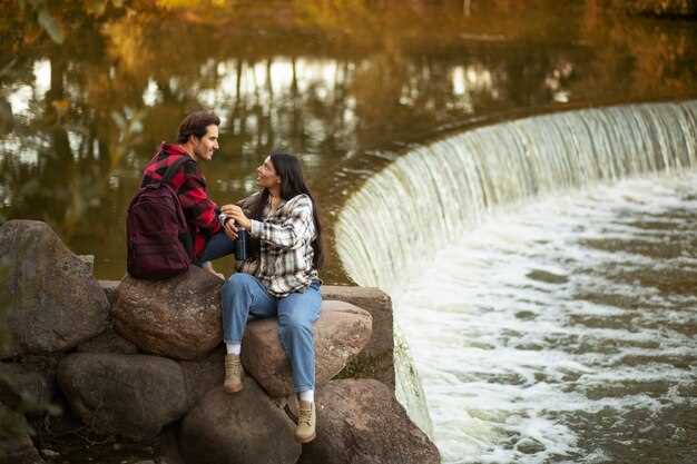 Nearby access points, docks, and parking options