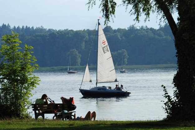 Comparing Charter Options: Sloops vs. Catamarans