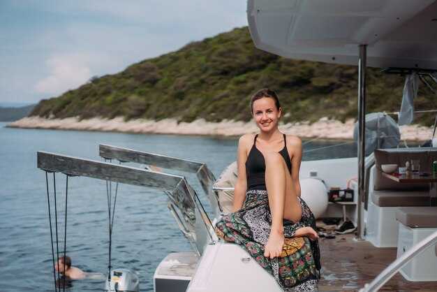 The Best Yacht Rentals in Lake Tahoe: Top Yachts & Save Up to 10%