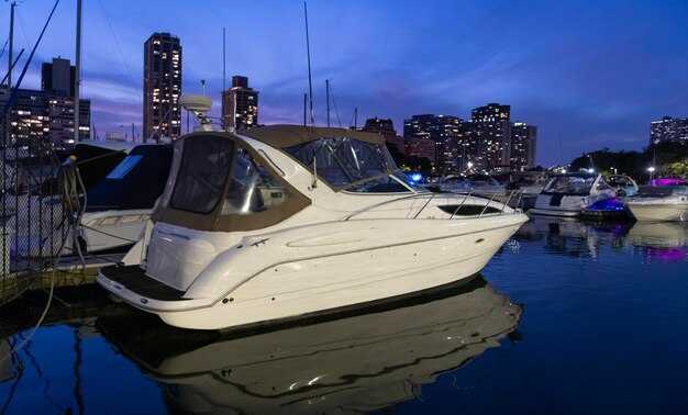 The Best Yacht Rentals in Ontario | Top Ontario Yacht Charters