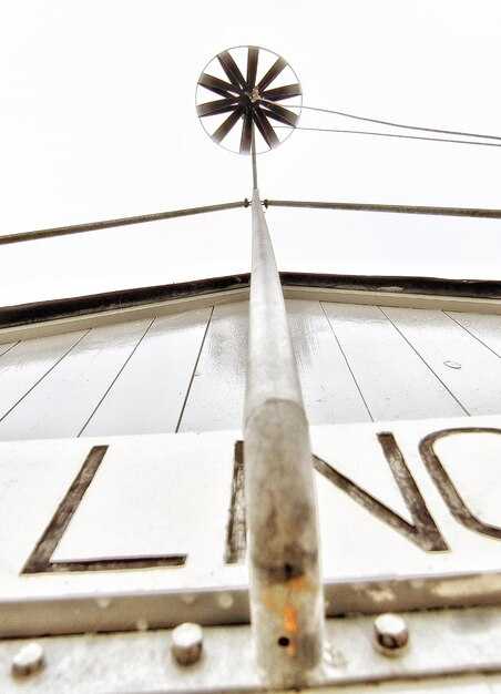 Maintenance and inspection: signs of wear, corrosion, and repair options