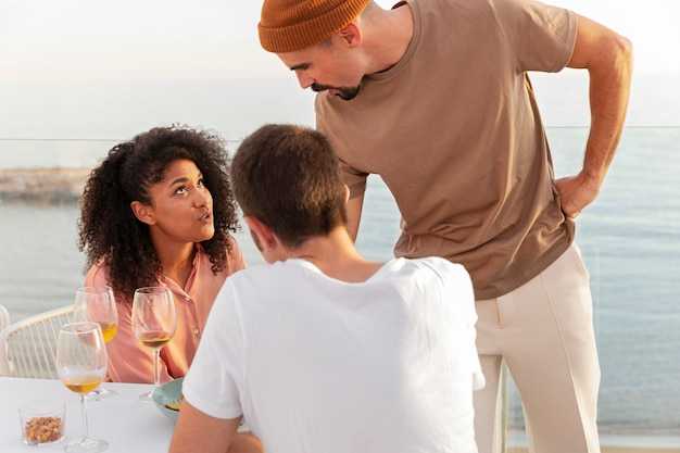 The Ultimate Bachelor & Bachelorette Party Yacht Guide – Planning Tips, Best Destinations, and Onboard Essentials