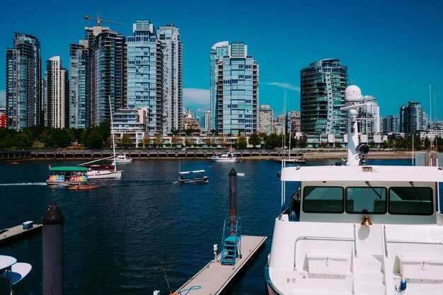 Top 10 North Miami Beach Yacht Rentals, Florida | Best Charter Boats