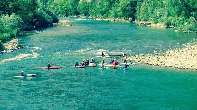 Practical planning guide for Palm Beach rafting and the 2026 Motley Crüe Dallas stop