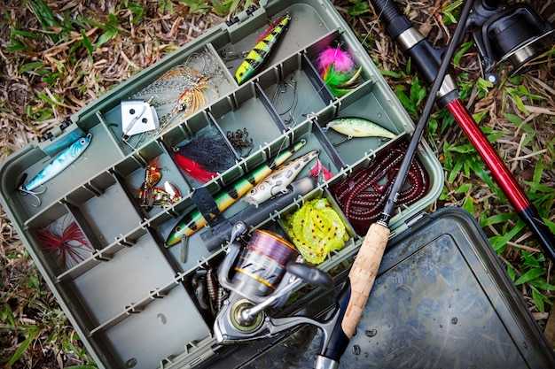 Emergency comms and distress signaling: VHF, satellites, and plan