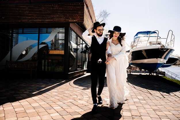 Custom Itineraries: Scheduling, Routes, and Timeframes for Weddings and Corporate Events