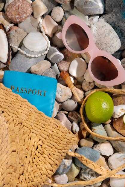 Tahiti Packing, Local Currency, and Maps: a practical checklist