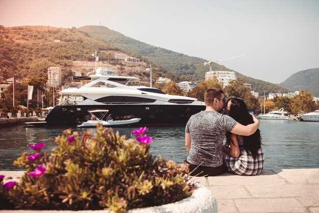 Optional Extras: Water Toys, Wi‑Fi, Catering and Tender Options