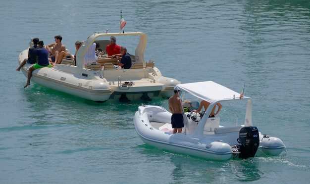 Choosing the Right Boat for Your Needs
