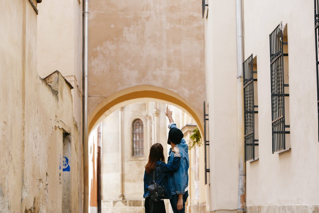 Scoprire il fascino della Vecchia Nizza: Un viaggio nella città vecchia e oltre