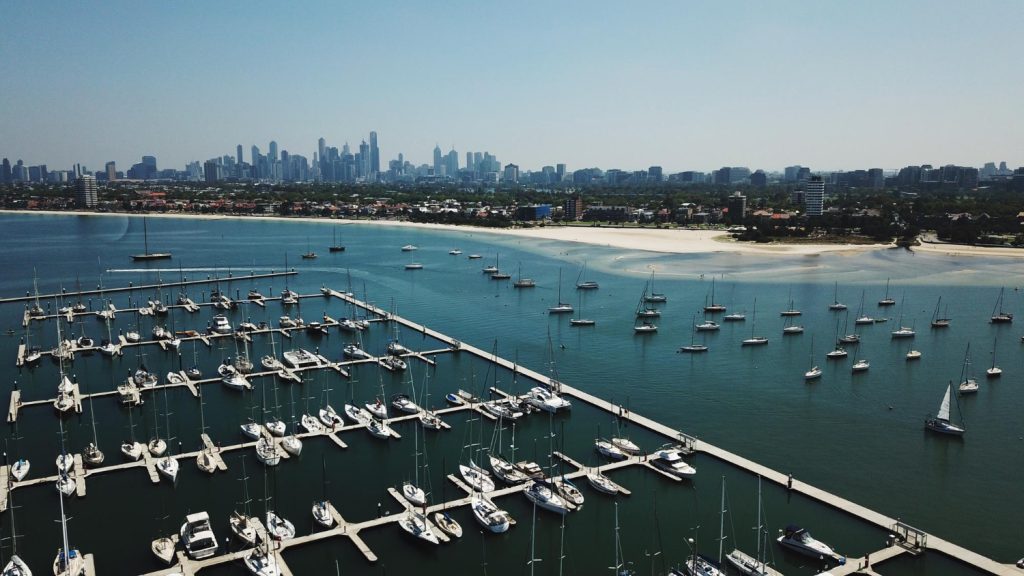 Marinas de topo nos EAU para aluguer de iates: Principais destinos para atracar