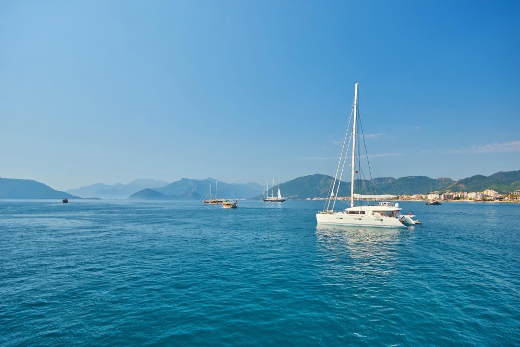The Rise of Catamarans: Why They’re Stealing the Spotlight