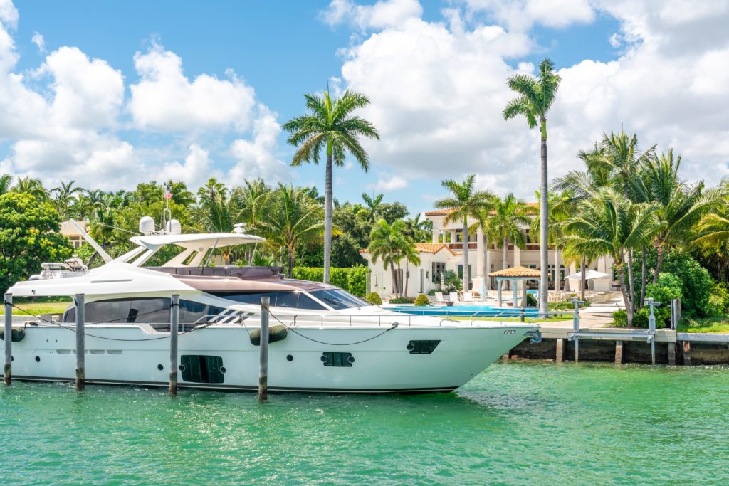 Boating in Naples