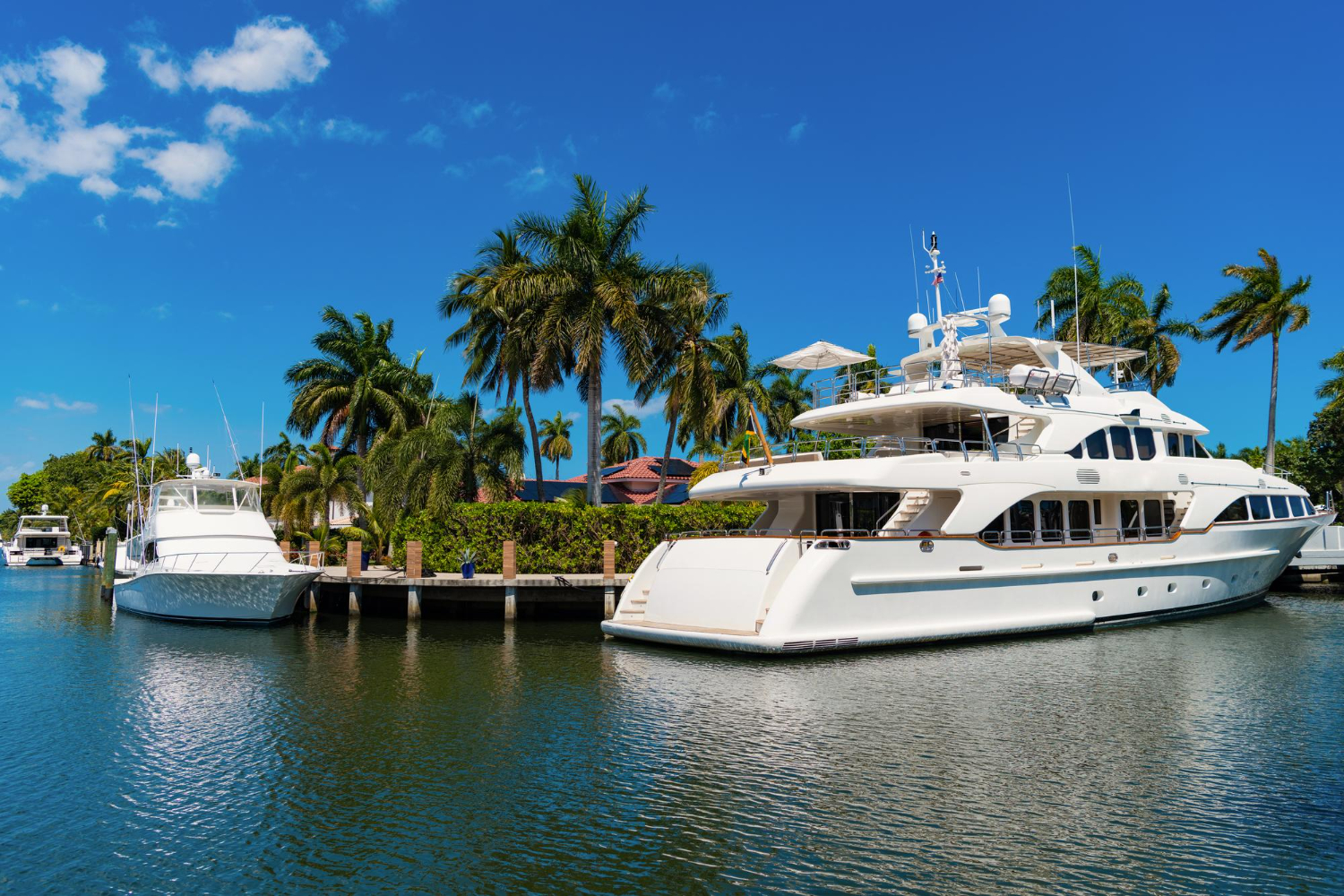 Boat Rentals in Naples: Top Waterfront Adventures