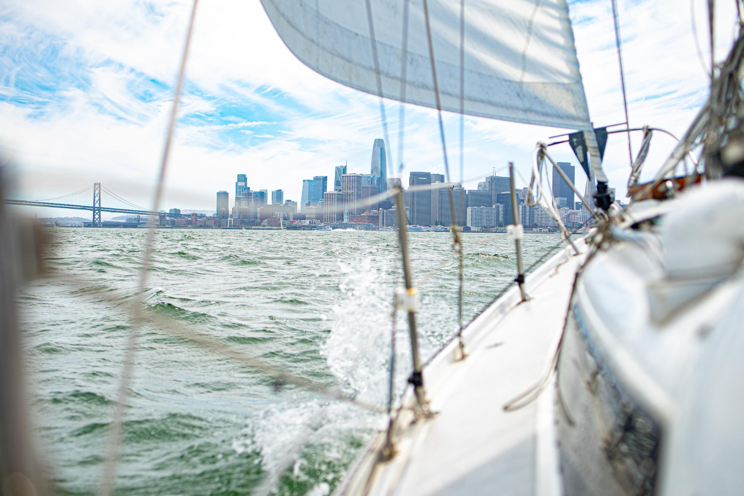 Passeios de barco fáceis para terminar o verão em Seattle