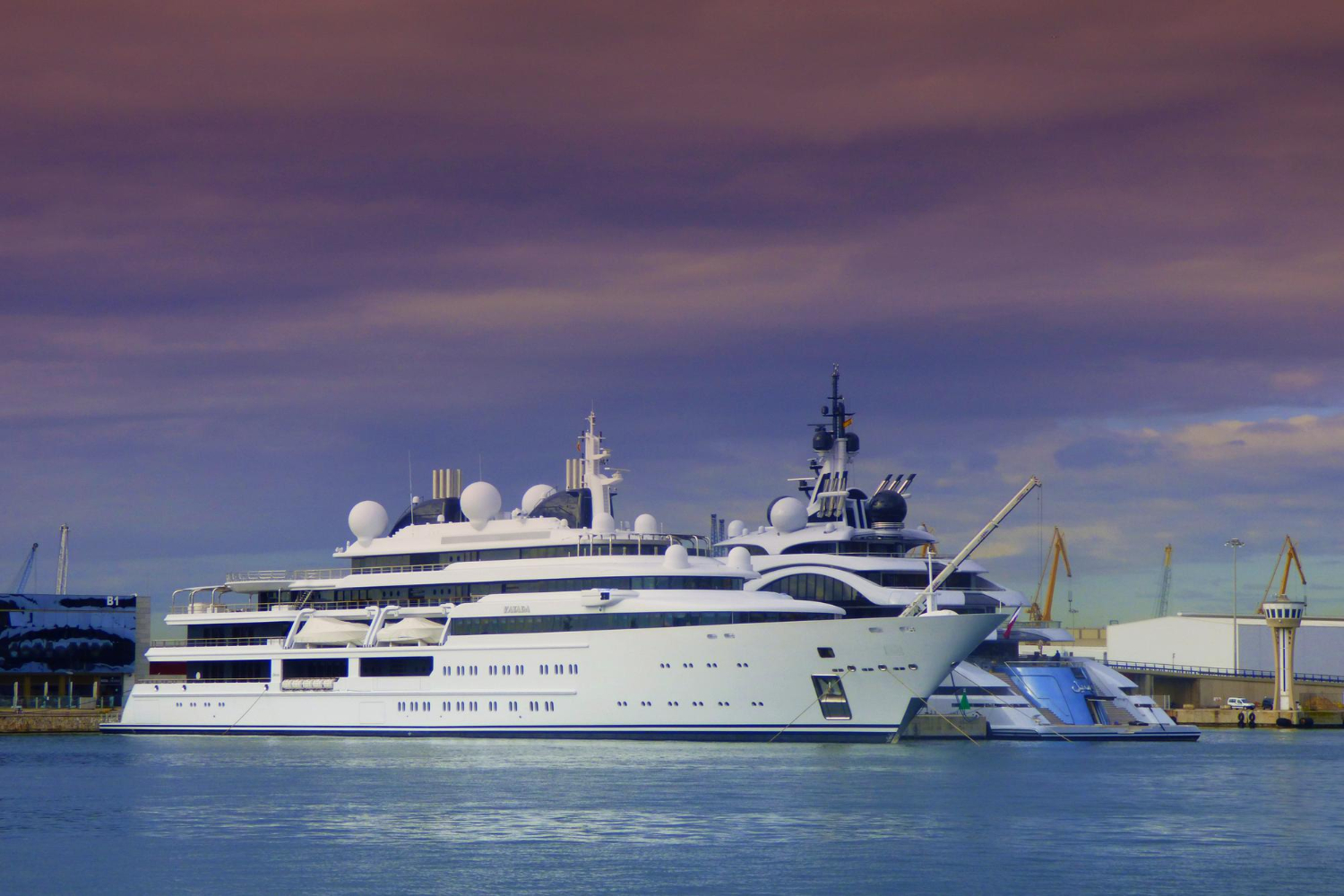 The Magnificence of the Seas: Exploring the 10 Largest Yachts in the World