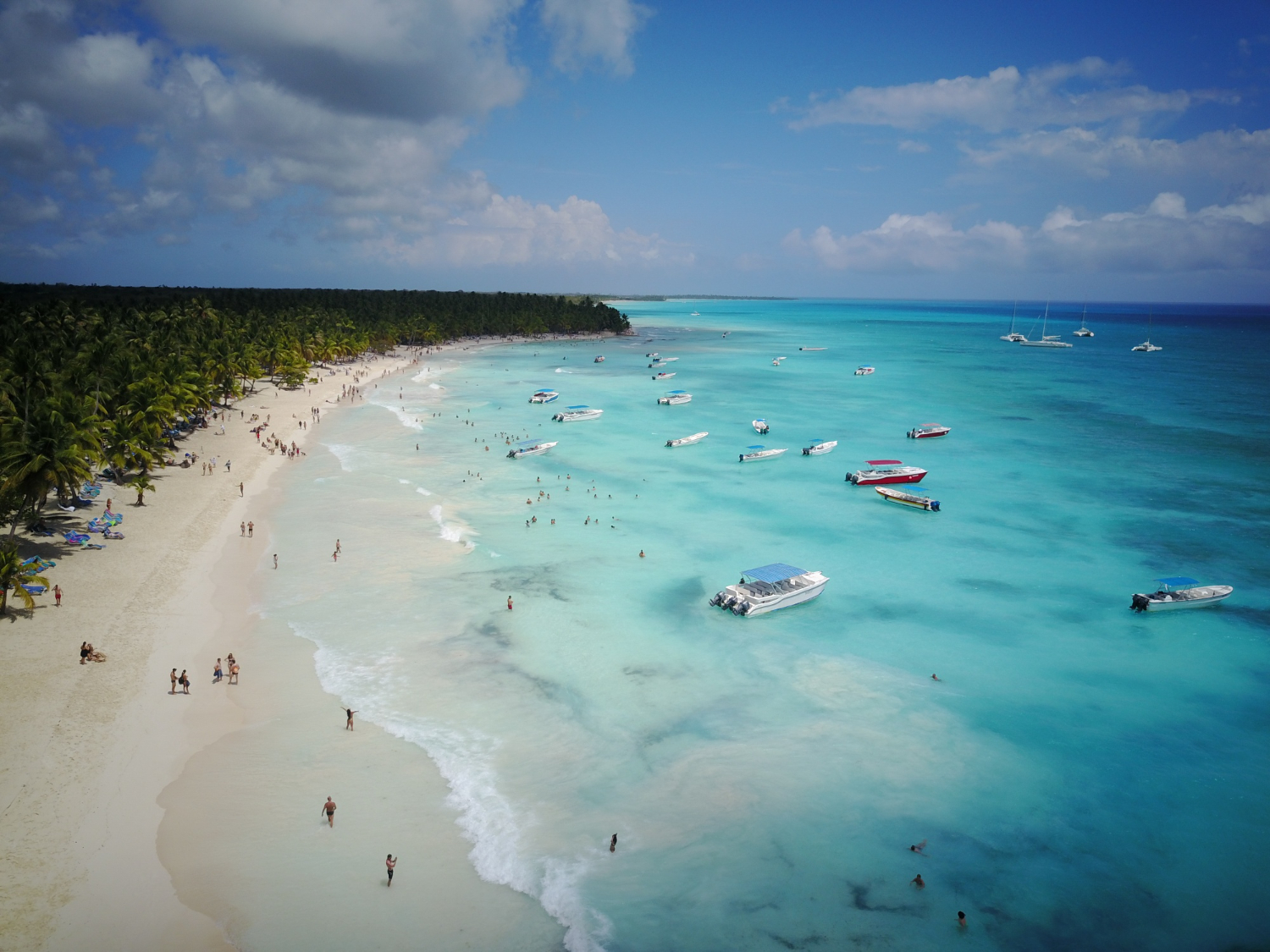 Top-Rated Marinas in the Dominican Republic: Best Harbors for Boaters