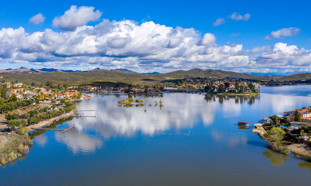 Explore the Best of Lake Elsinore, California