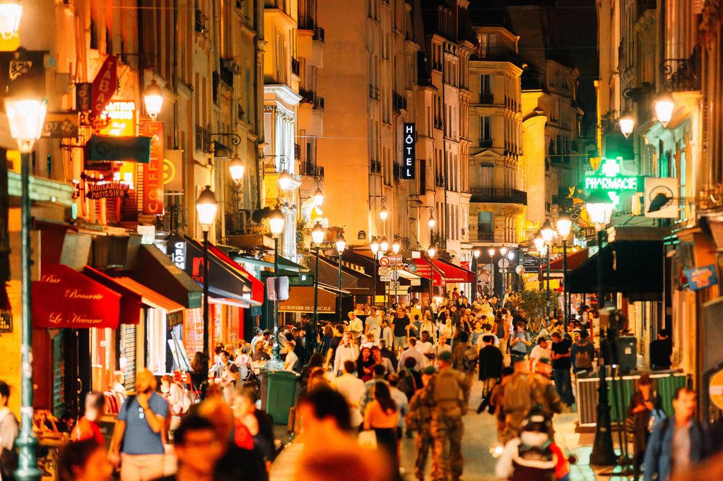 Overcrowding Issues in Major Tourist Destinations