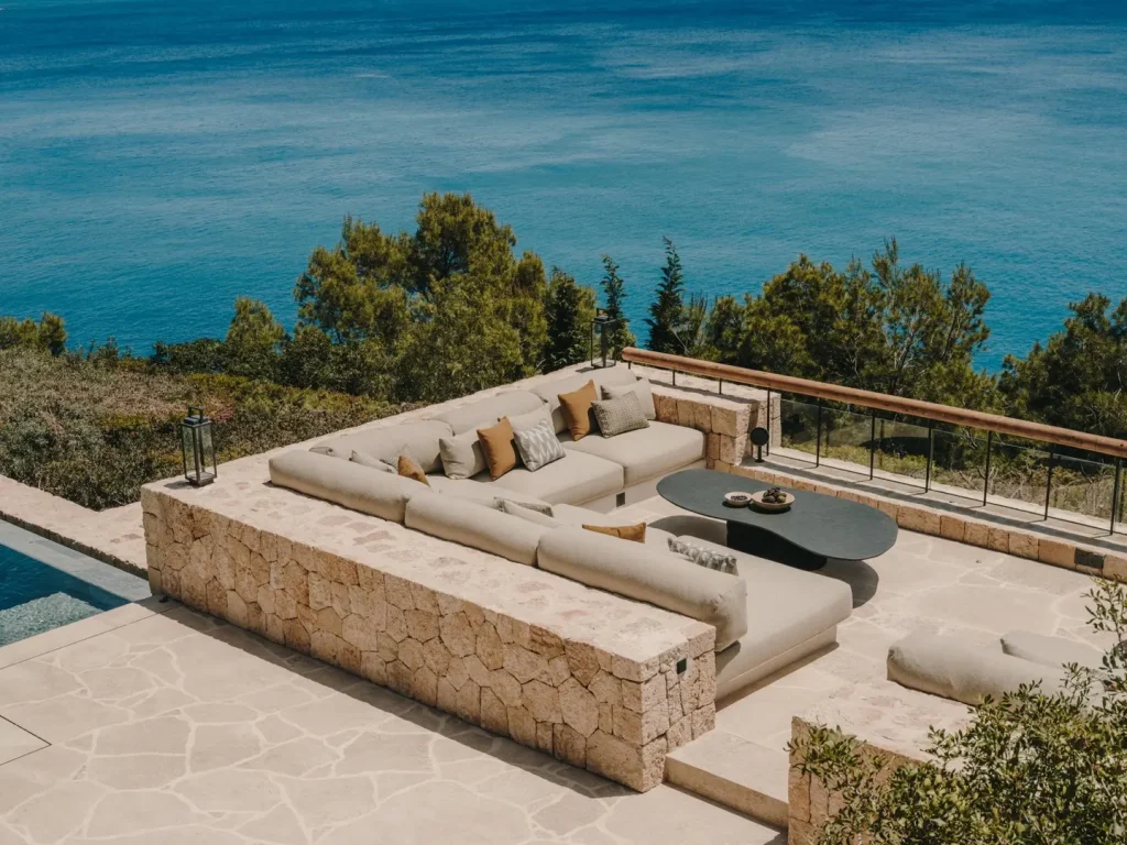 The Luxury Appeal of Full-Service Super Villas