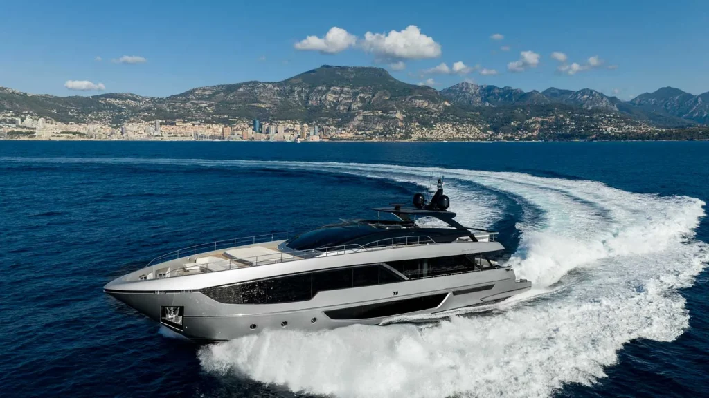 Riva Launches the Redesigned 112 Dolcevita Super