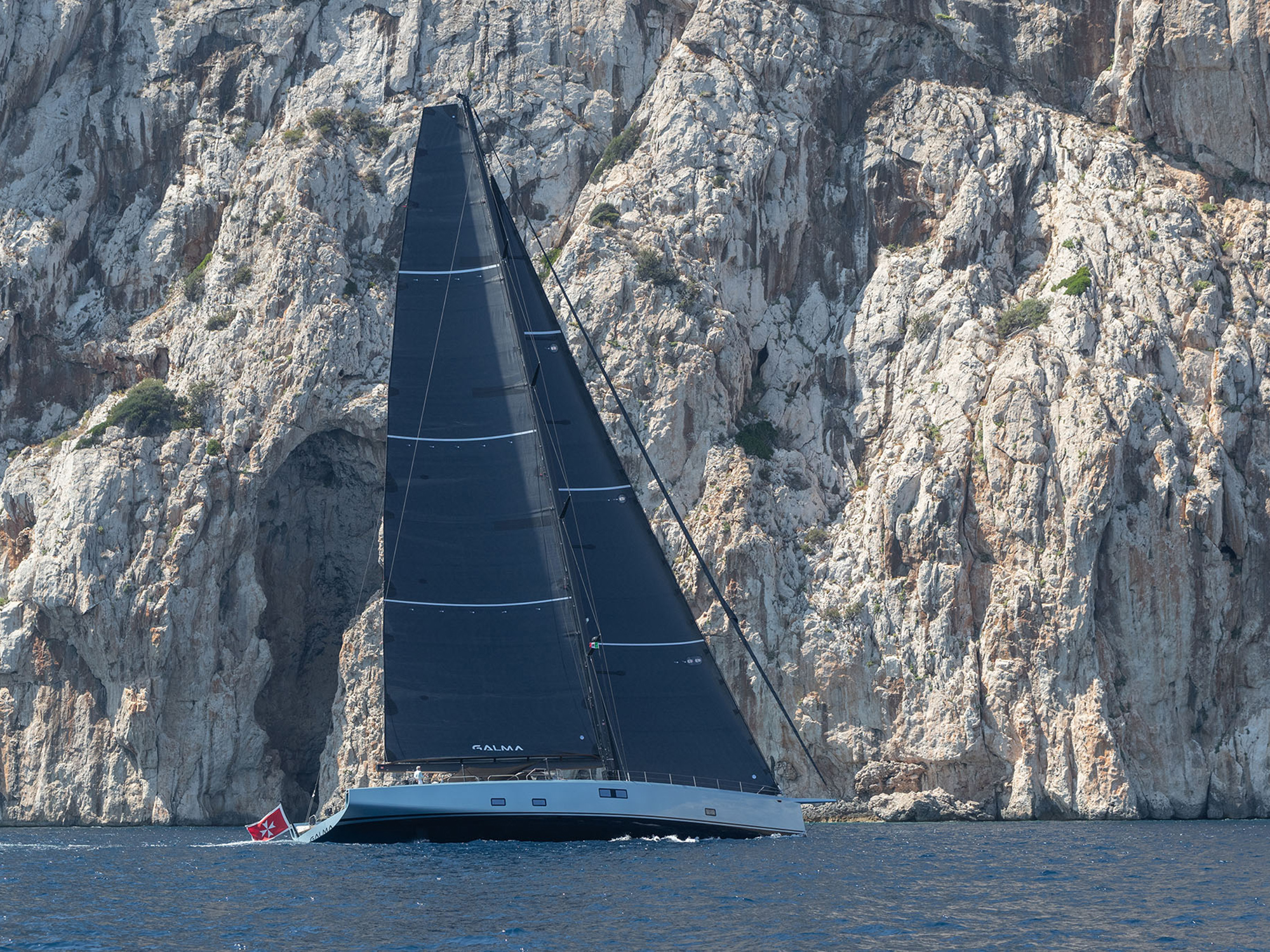 Wally Introduces an Innovative Carbon-Fiber Super Sailer