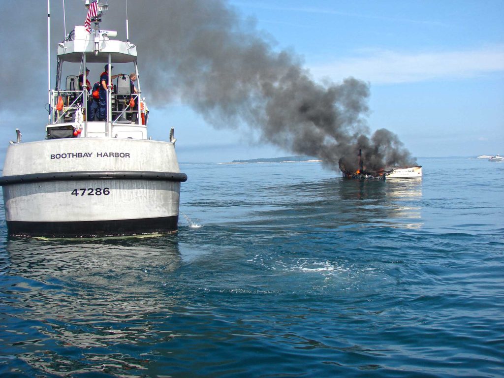 The Essential Guide to Handling Boating Emergencies