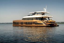 The Best All-Inclusive Vacation Aboard a Yacht