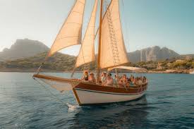 Majorca Imposes Fines for Tourist Misconduct