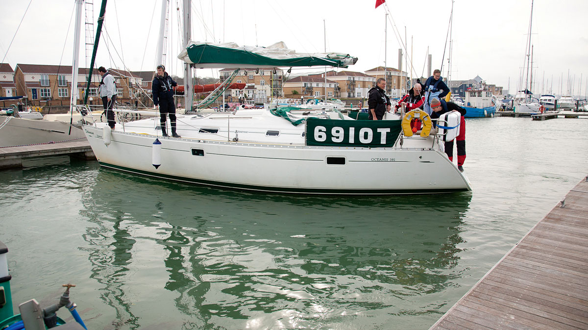 Navigating Unexpected Challenges in Marina Berthing