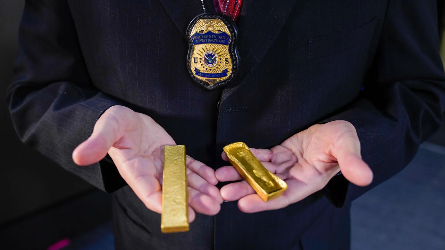 U.S. Couple Faces Trial in France Over Shipwreck Gold