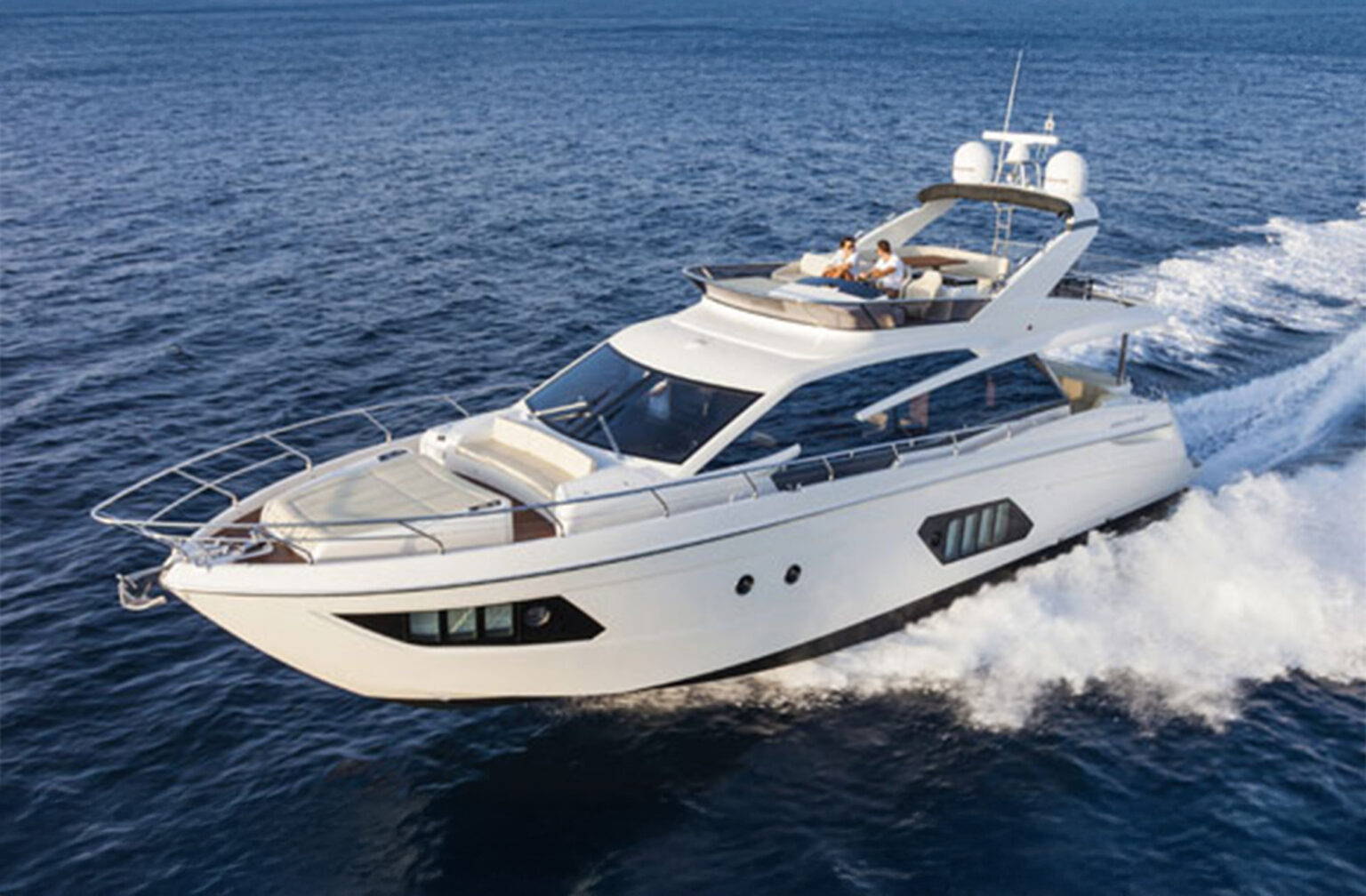 The Alluring Features of the Absolute 60 Fly: A New contender in Flybridge Yachts