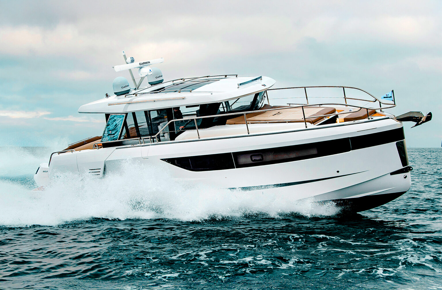 A Bigger and Bolder Adventure Awaits: The Wellcraft 435