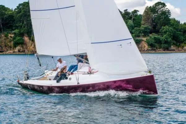 Exciting Features of the J/7 Transportable Sailboat