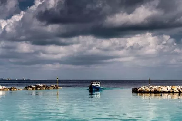 How to Safeguard Against Lightning on a Boat