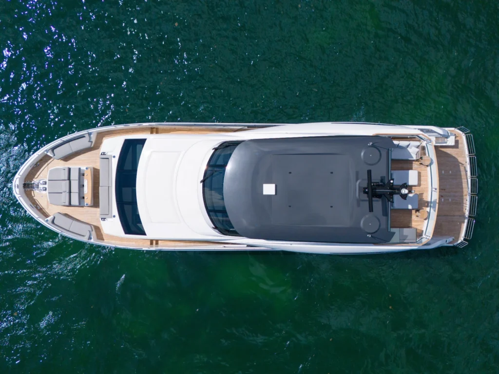 Exceptional Features of Sunseeker Ocean 182