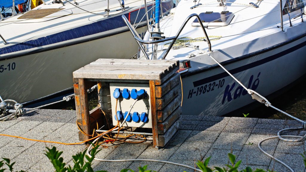Insights into Marine Battery Technologies and Alternatives