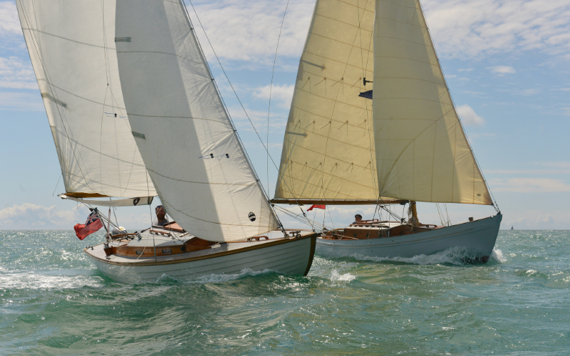 Classic Sailing Showdown: Evaluating Folkboat and Vertue Performance
