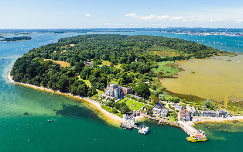 Discovering the Beauty of Dorset Coast by Boat