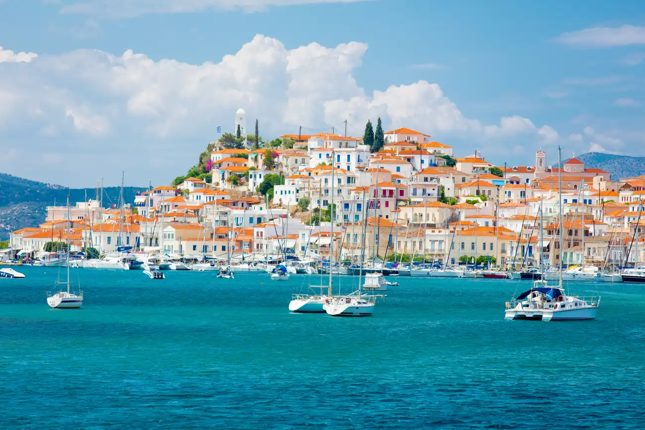 Luxurious and Affordable Yacht Rentals in Greece