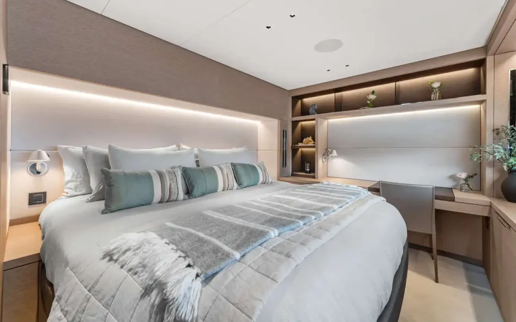 Renting a 10-Guest Catamaran in the BVI